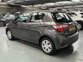 Toyota Yaris thumbnail 18
