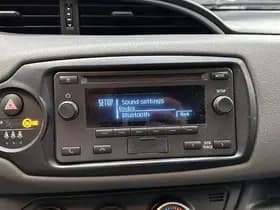 Toyota Yaris thumbnail 33