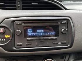 Toyota Yaris thumbnail 34