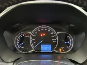 Toyota Yaris thumbnail 5