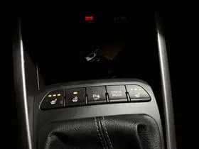 Kia Rio thumbnail 42