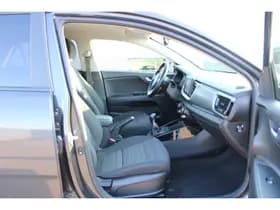 Kia Stonic thumbnail 11