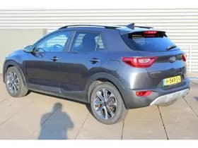 Kia Stonic thumbnail 3