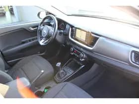 Kia Stonic thumbnail 51