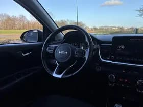 Kia Stonic thumbnail 59