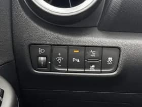 Hyundai Kona thumbnail 61