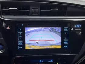 Toyota Auris thumbnail 15