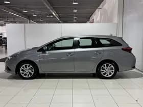 Toyota Auris thumbnail 46