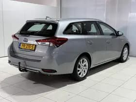 Toyota Auris thumbnail 54