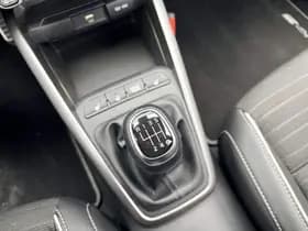 Kia Stonic thumbnail 65