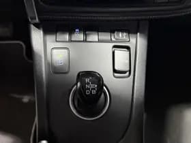 Toyota Auris thumbnail 25