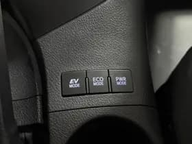 Toyota Auris thumbnail 26