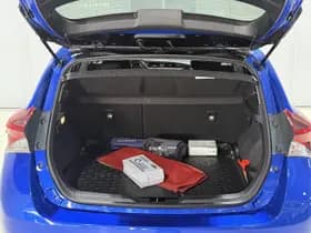 Toyota Auris thumbnail 29