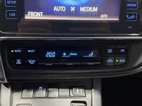 Toyota Auris thumbnail 53