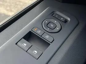 Kia Pv5 thumbnail 26