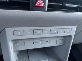 Kia Pv5 thumbnail 77