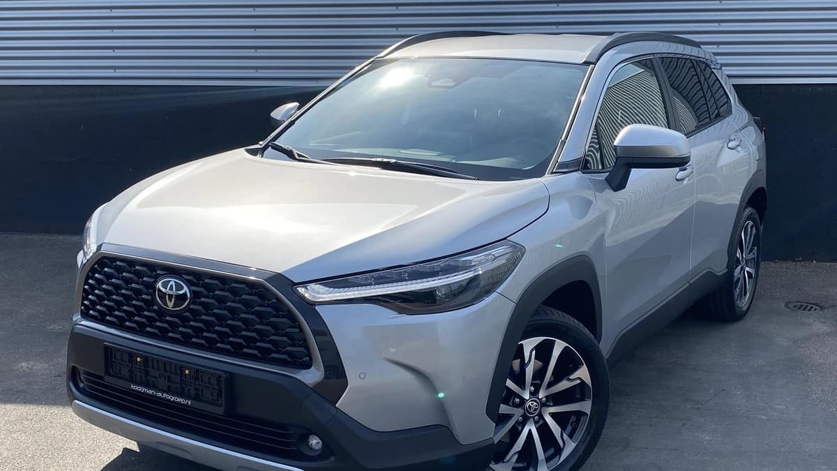 Toyota Corolla-cross — foto 1