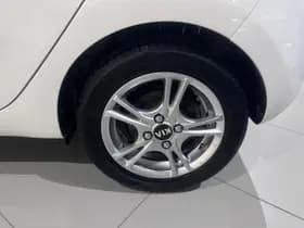 Kia Picanto thumbnail 4