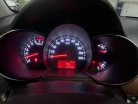 Kia Picanto thumbnail 8