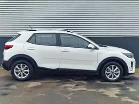 Kia Stonic thumbnail 45