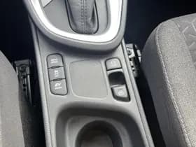 Toyota Yaris-cross thumbnail 28