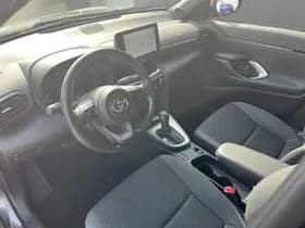 Toyota Yaris-cross thumbnail 60