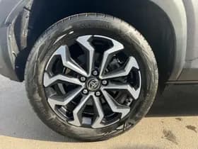 Toyota Yaris-cross thumbnail 7