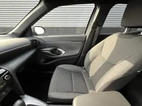 Toyota Yaris-cross thumbnail 83