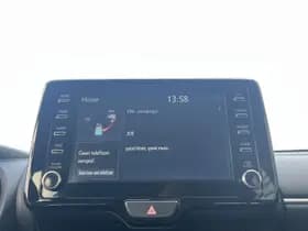 Toyota Yaris-cross thumbnail 30