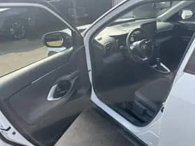 Toyota Yaris-cross thumbnail 55