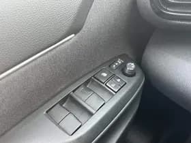 Toyota Yaris-cross thumbnail 66