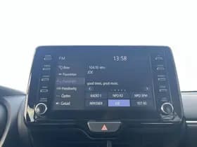 Toyota Yaris-cross thumbnail 73