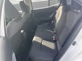 Toyota Yaris-cross thumbnail 76