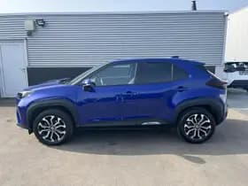 Toyota Yaris-cross thumbnail 3