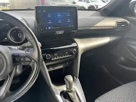 Toyota Yaris-cross thumbnail 77
