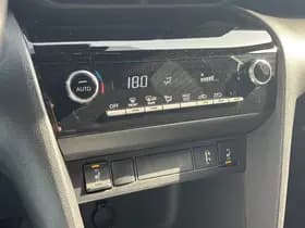 Toyota Yaris-cross thumbnail 80