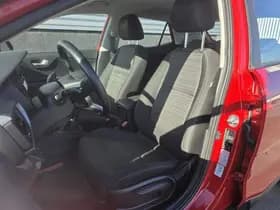 Kia Stonic thumbnail 58