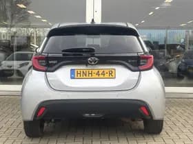 Toyota Yaris thumbnail 12