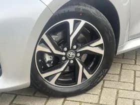 Toyota Yaris thumbnail 14