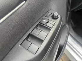 Toyota Yaris thumbnail 24