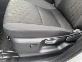 Toyota Yaris thumbnail 51