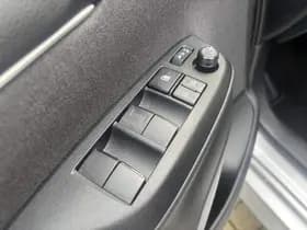 Toyota Yaris thumbnail 54