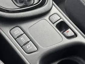 Toyota Yaris thumbnail 59