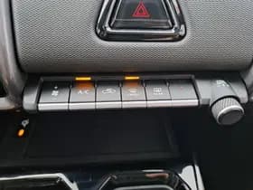 Toyota Urban-cruiser thumbnail 19