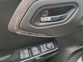 Toyota Urban-cruiser thumbnail 9