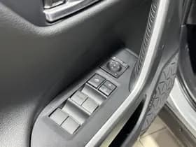 Toyota Rav4 thumbnail 34