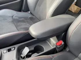 Toyota Yaris-cross thumbnail 105