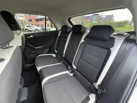 Volkswagen T-roc thumbnail 12