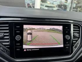 Volkswagen T-roc thumbnail 25