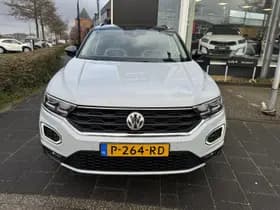 Volkswagen T-roc thumbnail 5